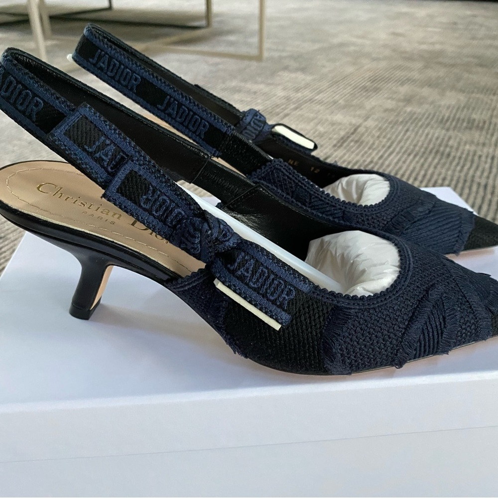 DIOR SLINGBACK PUMP - Picture 3 of 9